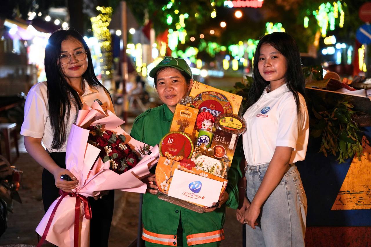 Hỗ trợ nbet88 qua Email